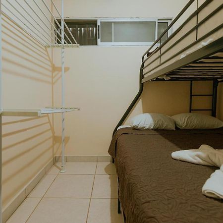 Quepos Inn エクステリア 写真
